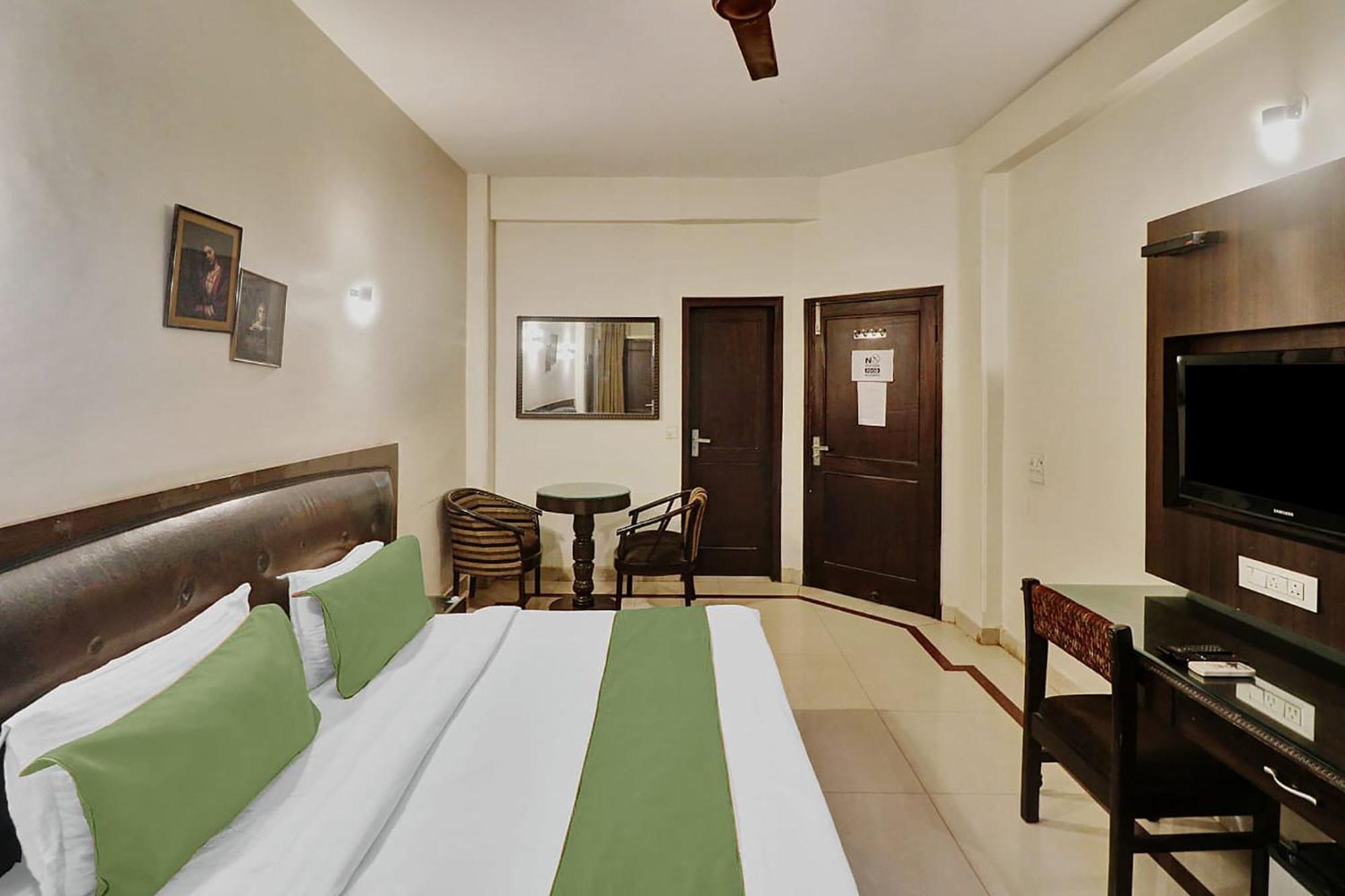 Hotel Fabexpress Lloyd House Nueva Delhi Exterior foto